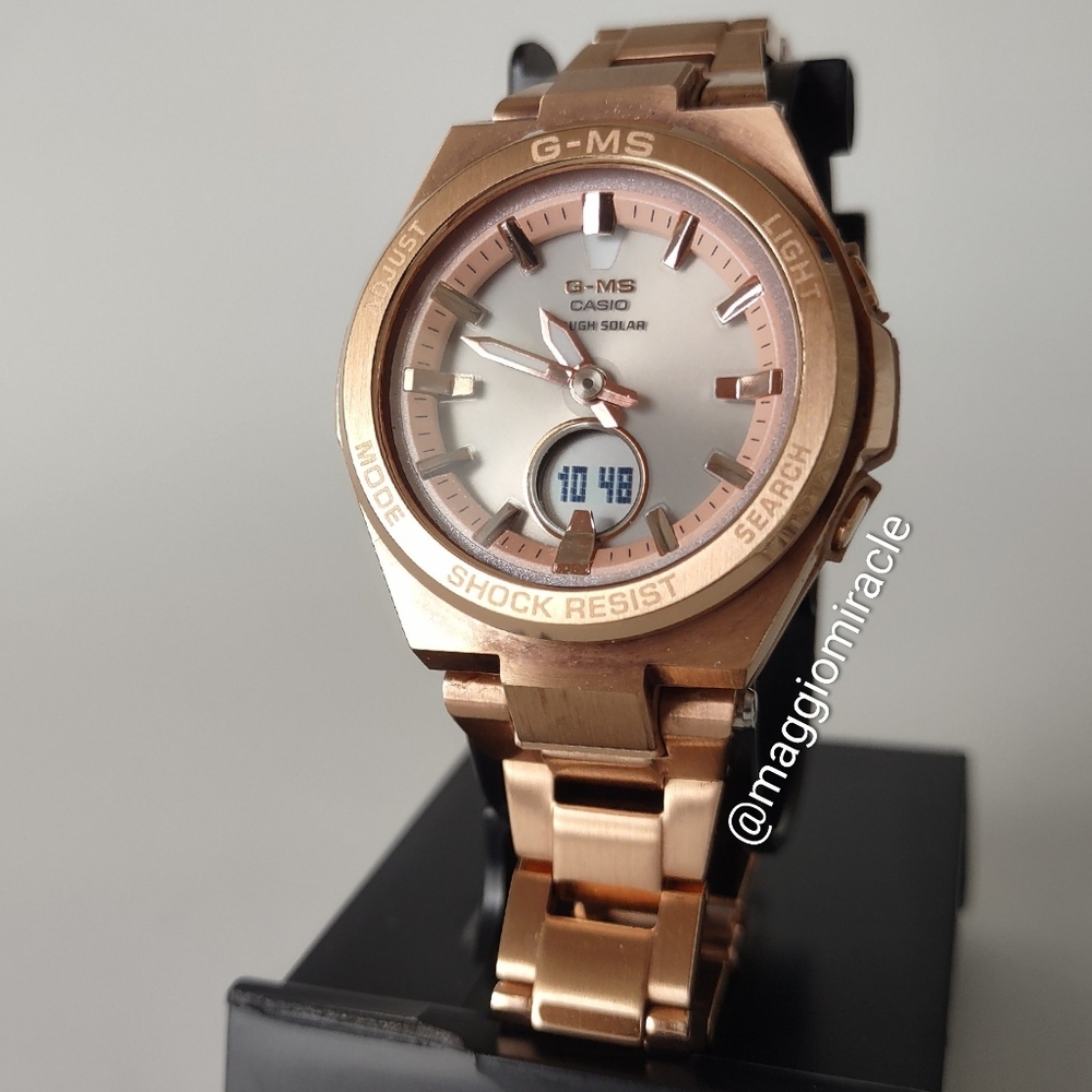 Casio Baby G metal bezel rose gold, metal band, solar powered